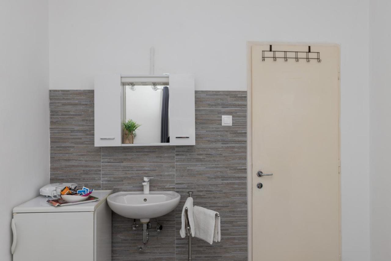 Guest House Bradas Dubrovnik Bagian luar foto