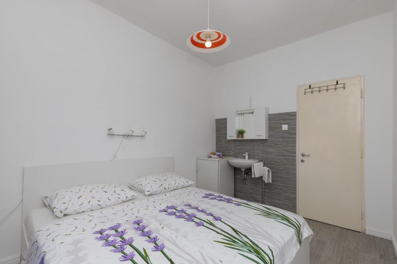 Guest House Bradas Dubrovnik Bagian luar foto